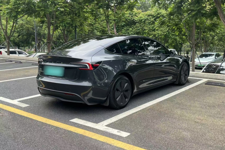 Tesla Model 3 2024 #5 Tesla Model 3 2024 car image #5