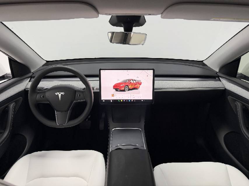 Tesla Model Y 2024 #6 Tesla Model Y 2024 car image #6