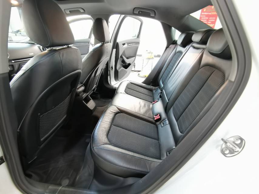 Audi A3 2018 car image #6