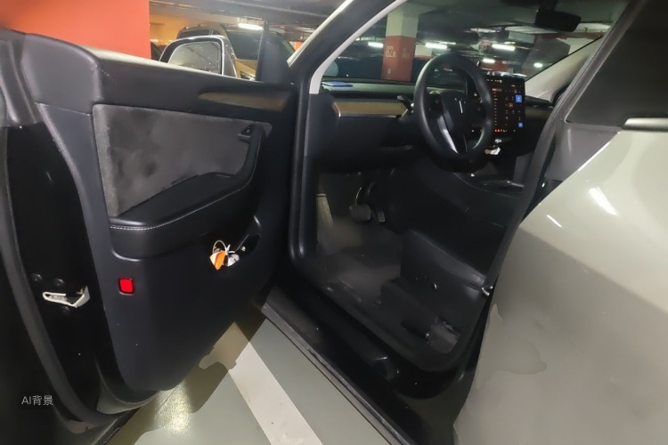 Tesla Model Y 2021 immagine di auto #18