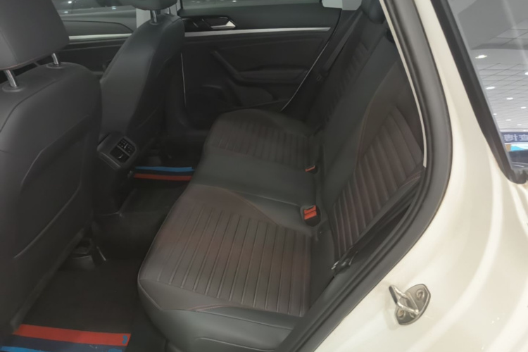 Volkswagen Lavida 2022 car image #17
