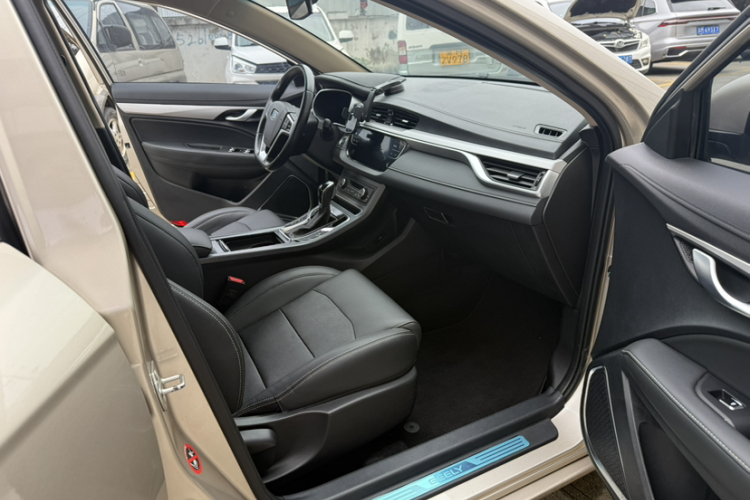 GEELY Emgrand 2018 #12 GEELY Emgrand 2018 immagine di auto #12