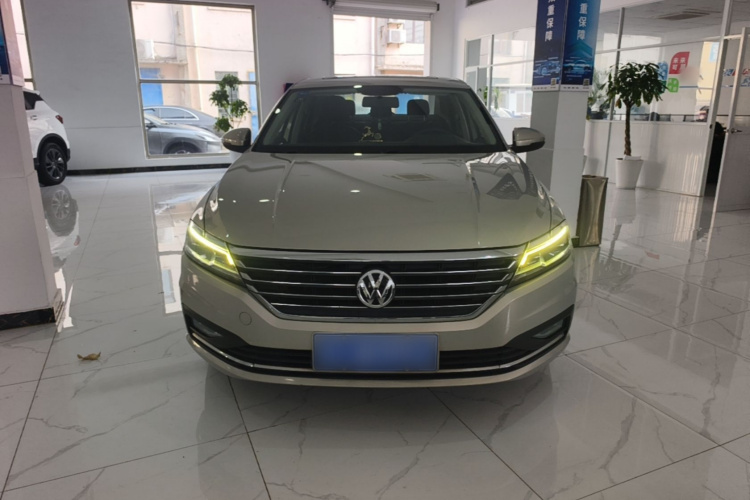 Volkswagen Lavida 2019 car image #3