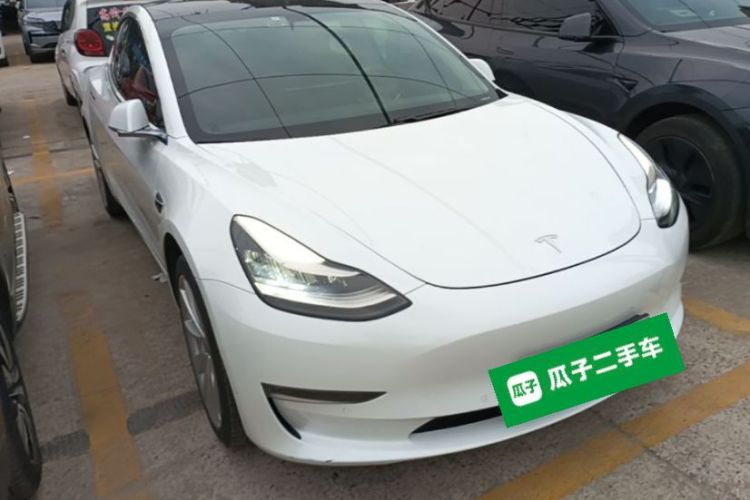 Tesla Model 3 2020 car image #4