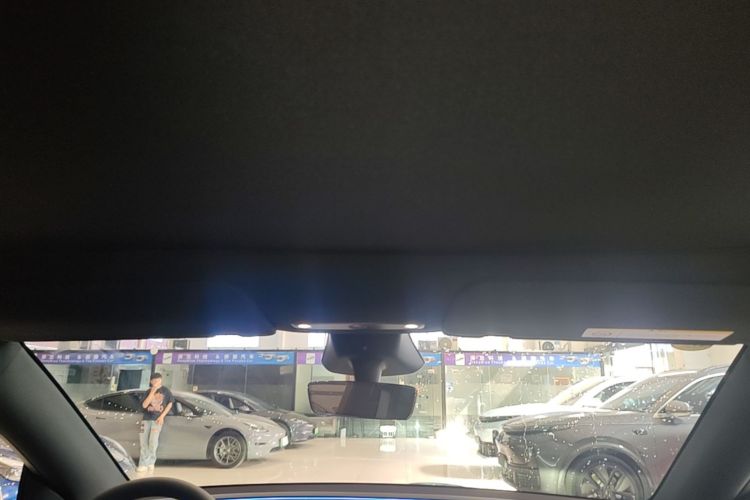 Tesla Model Y 2026 car image #18