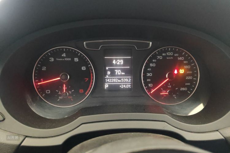 Audi Q3 2017 #13 Audi Q3 2017 car image #13