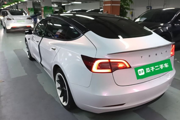 Tesla Model 3 2022 car image #5