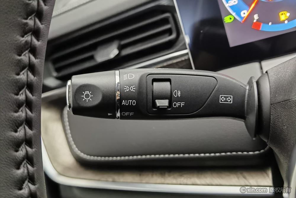 Jetour X70 PLUS 2021 #15 Jetour X70 PLUS 2021 car image #15