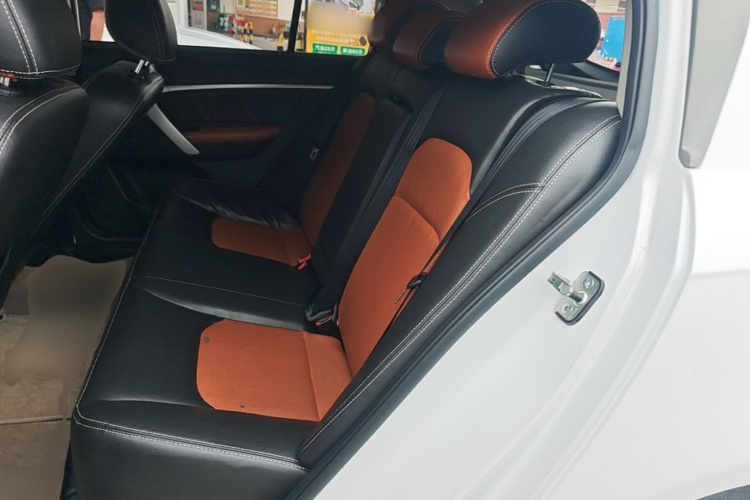 GEELY Emgrand 2016 #17 GEELY Emgrand 2016 car image #17