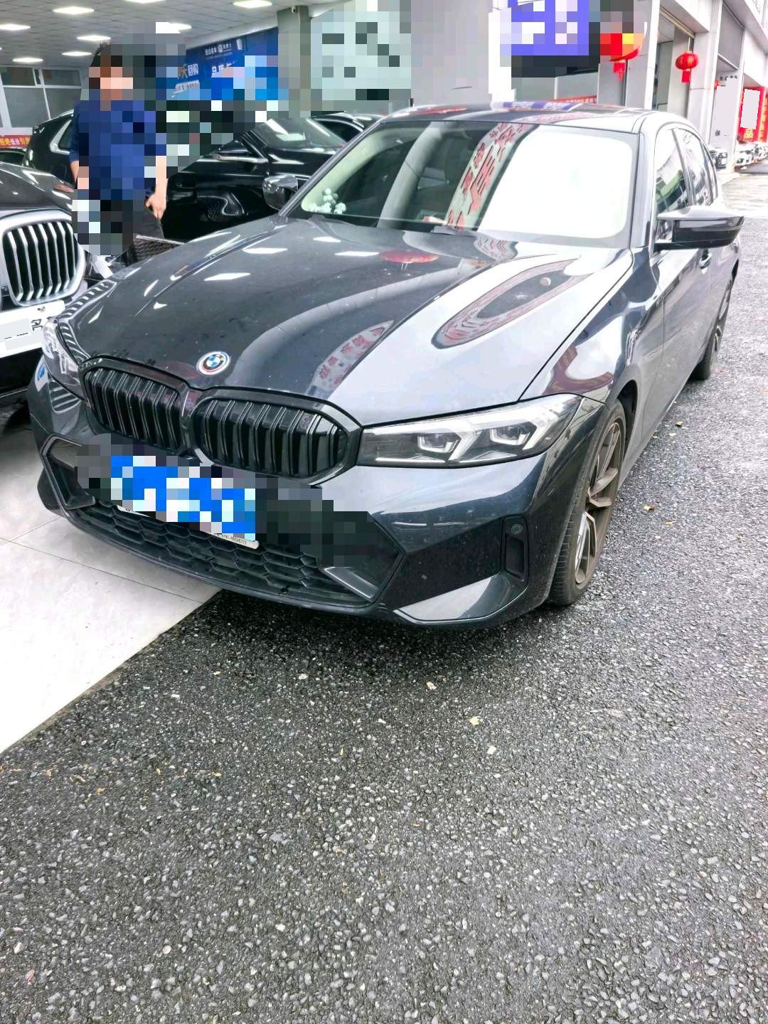 BMW 3 Series 2023 汽车图片 