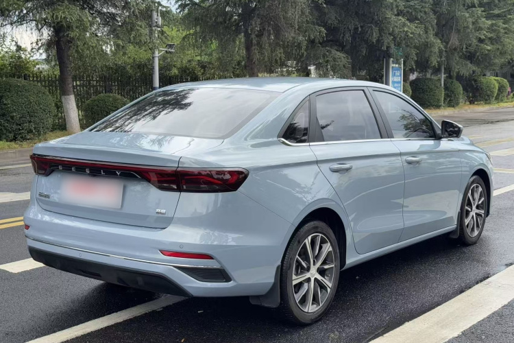 GEELY Emgrand 2023 #8 GEELY Emgrand 2023 image de voiture #8