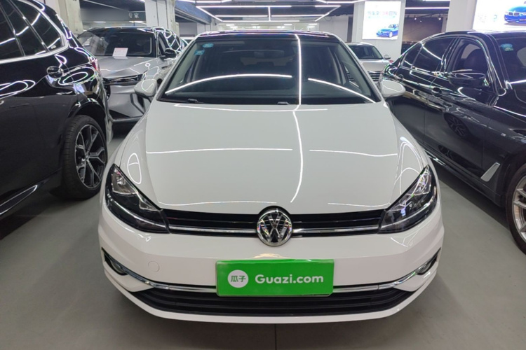 Volkswagen Golf 2020 #3 Volkswagen Golf 2020 car image #3