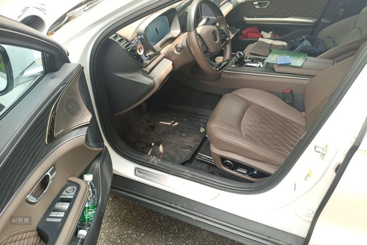 BYD Han 2023 car image #18
