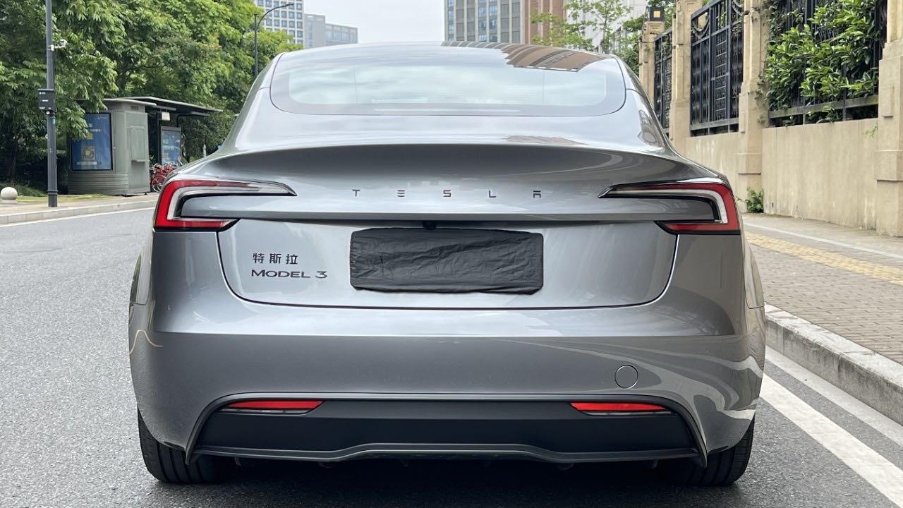 Tesla Model 3 2026 #5 Tesla Model 3 2026 car image #5