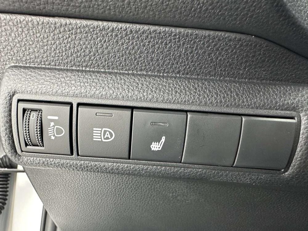 Toyota Corolla 2023 car image #10
