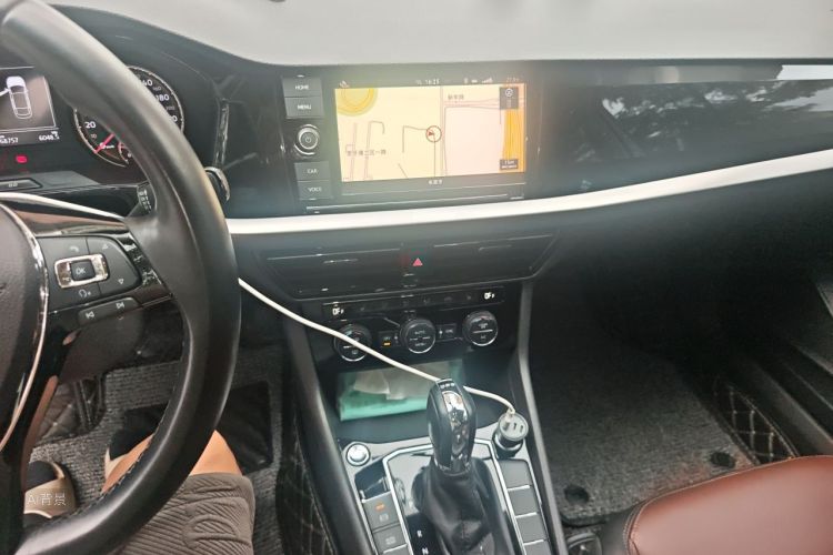 Volkswagen Lavida 2019 car image #15