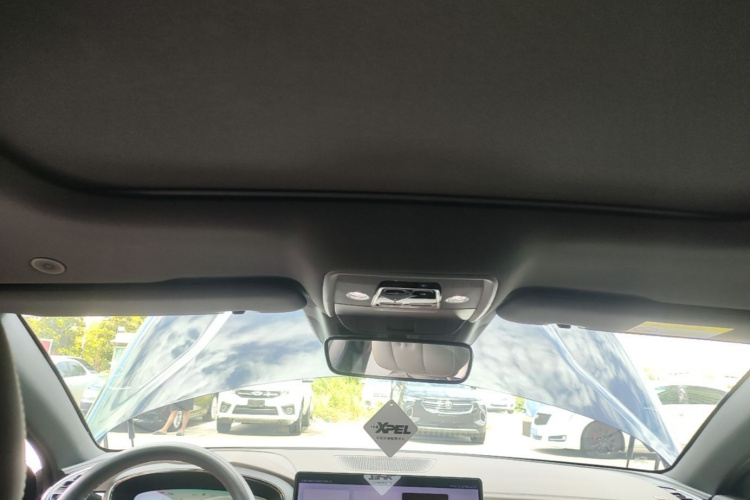 BYD Han 2023 image de voiture #18