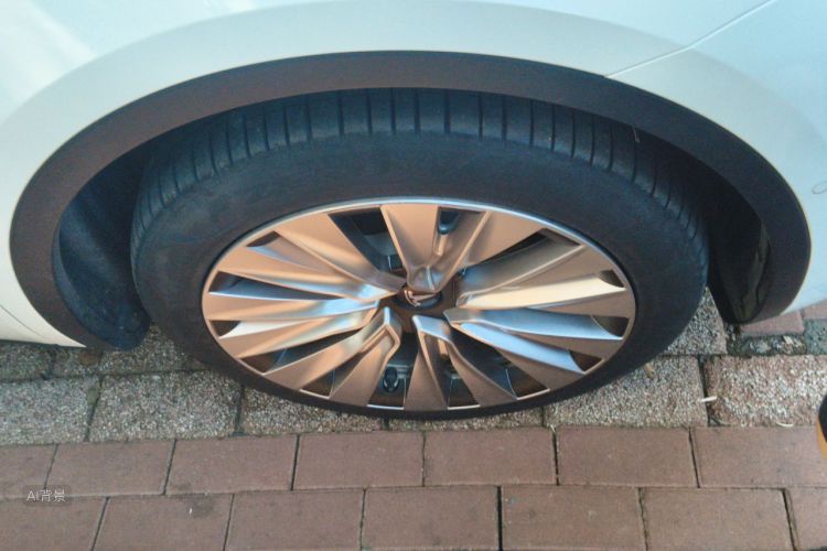 Tesla Model Y 2022 car image #9