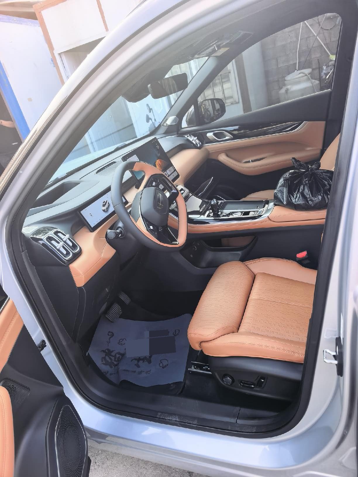 GEELY Boyue L 2025 image de voiture #3