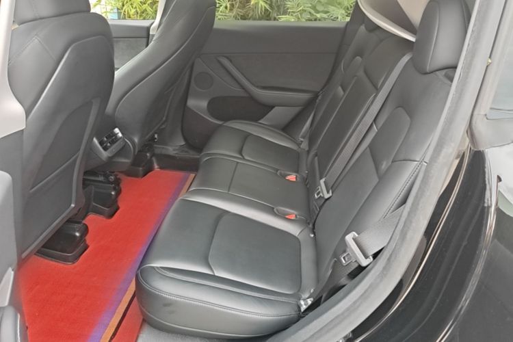 Tesla Model Y 2022 #11 Tesla Model Y 2022 car image #11