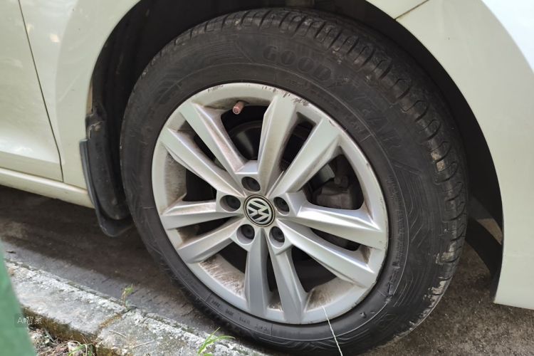 Volkswagen Santana 2016 imagem de carro #9