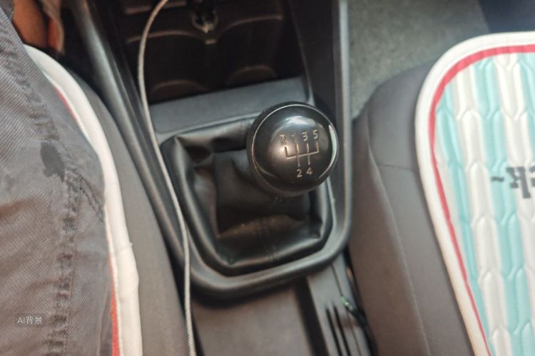 Volkswagen Santana 2017 #16 Volkswagen Santana 2017 car image #16