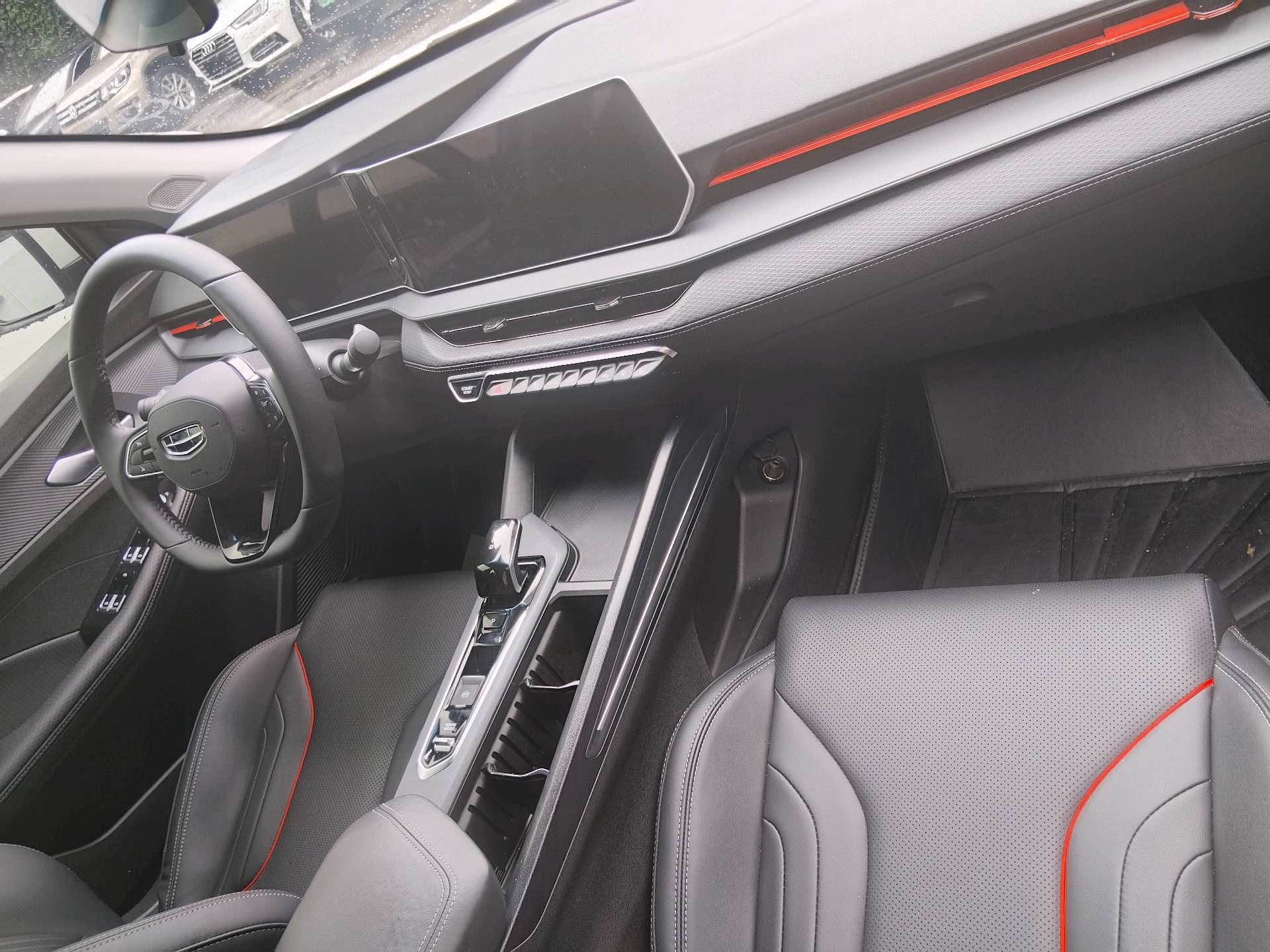 GEELY Binray 2025 car image #5