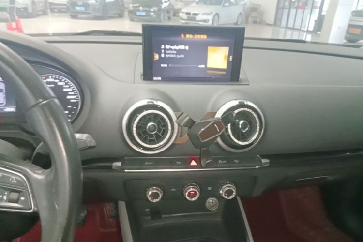 Audi A3 2018 #13 Audi A3 2018 car image #13