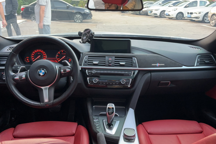 BMW 3 Series GT 2021 car image #11