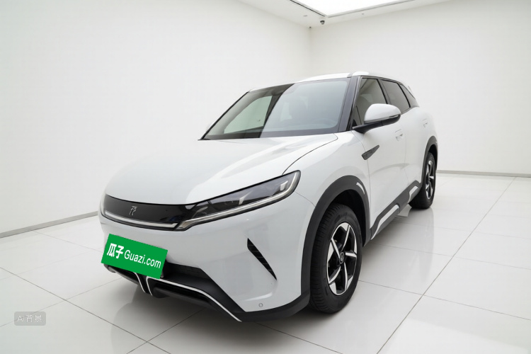BYD YuanUP 2024 #2 BYD YuanUP 2024 car image #2