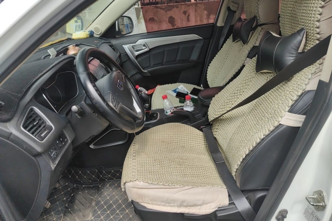 GEELY Vision X6 2017 immagine di auto #18