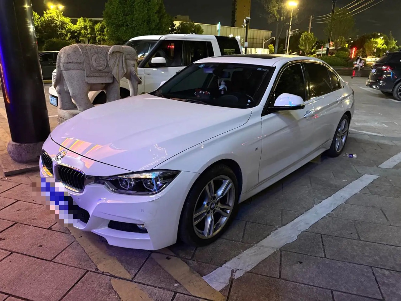 BMW 3 Series 2019 car image 