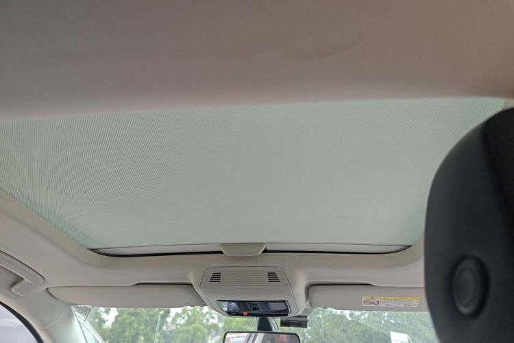 Volkswagen Golf 2021 car image #20