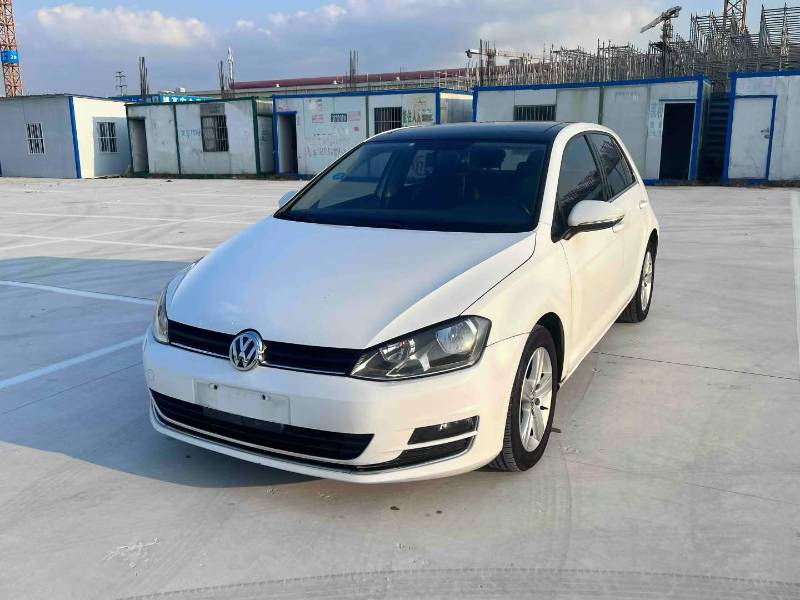 Volkswagen Golf 2014 car image 