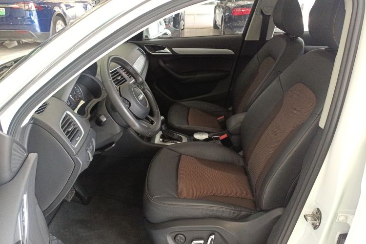 Audi Q3 2017 #15 Audi Q3 2017 car image #15