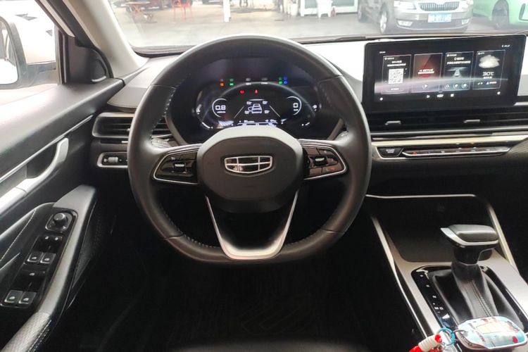 GEELY Emgrand 2022 car image #15
