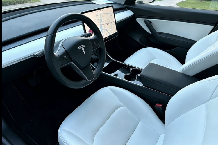Tesla Model 3 2020 #11 Tesla Model 3 2020 car image #11