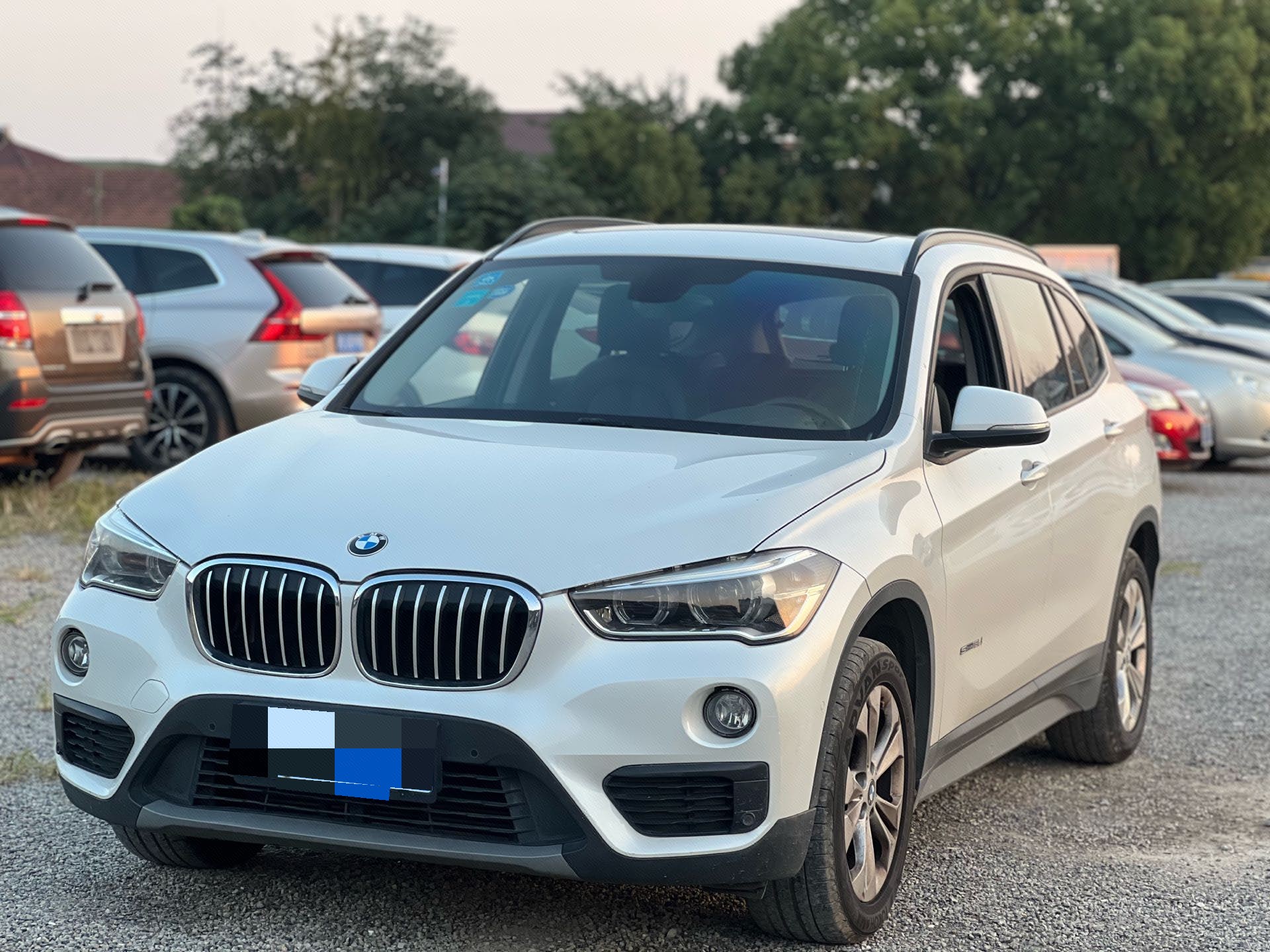 2016 2016 car image