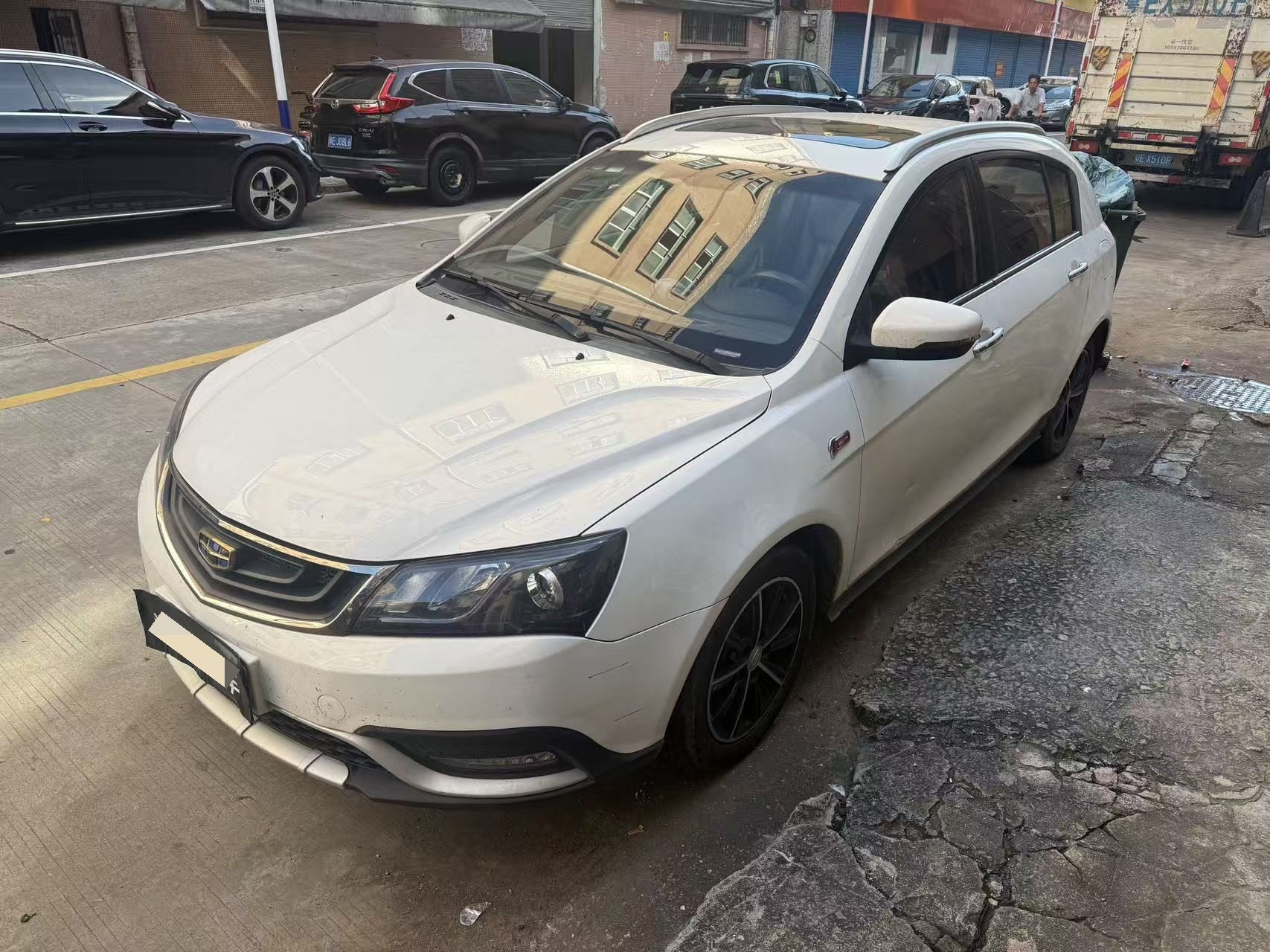 GEELY Emgrand 2017 car image 