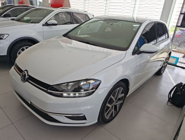 Volkswagen Golf 2020 Volkswagen Golf 2020 car image