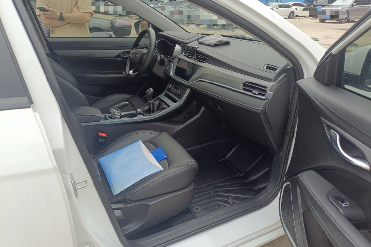 GEELY Emgrand 2022 #24 GEELY Emgrand 2022 car image #24