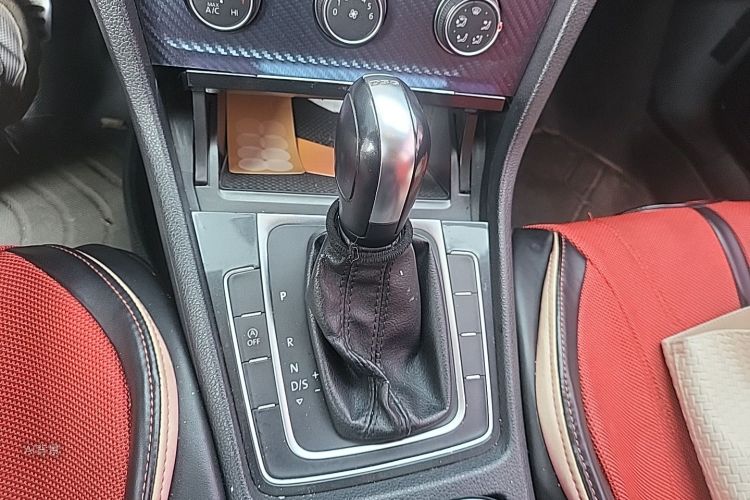 Volkswagen Golf 2018 #16 Volkswagen Golf 2018 car image #16