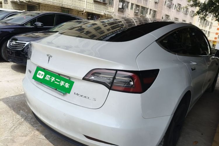 Tesla Model 3 2020 car image #7