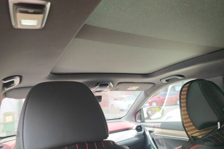 GEELY Coolray 2019 car image #20