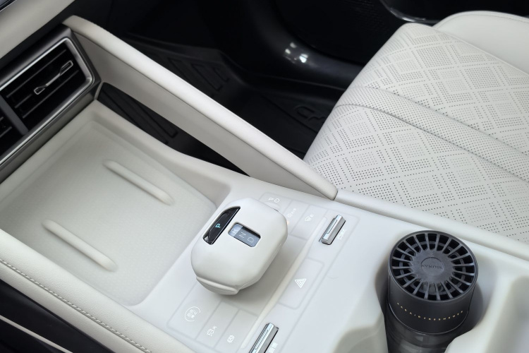 BYD YuanUP 2024 immagine di auto #23