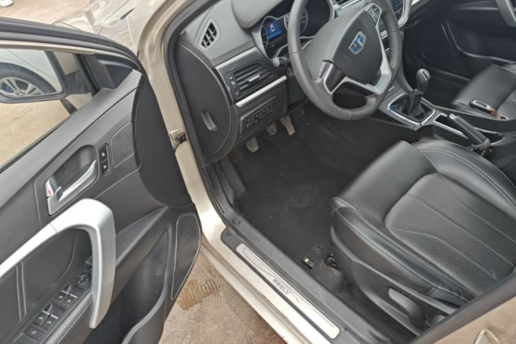 GEELY Emgrand 2017 #16 GEELY Emgrand 2017 car image #16