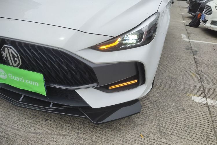 MG 5 2023 imagen de coche #23