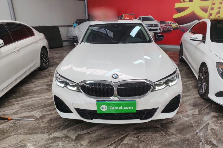 BMW 3 Series 2021 car image #3