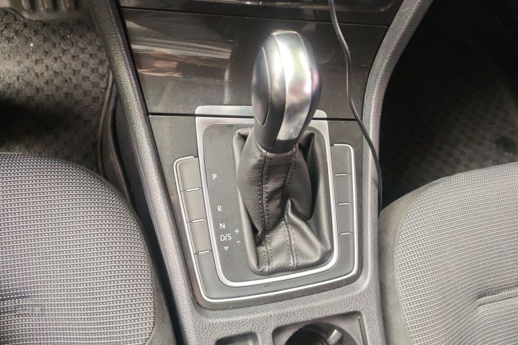 Volkswagen Golf 2018 #16 Volkswagen Golf 2018 car image #16
