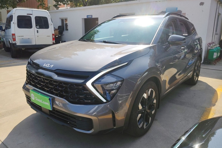 Kia Sportage 2022 car image #2